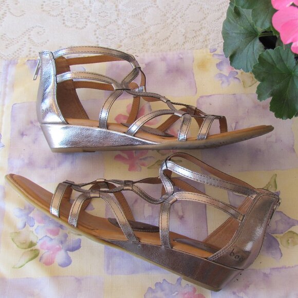 CAGE SANDALS, 9, BRONZE GOLD, WEDGE FLATS, ZIPPER BACKS, STYLISH COOL, BOC - Picture 8 of 10